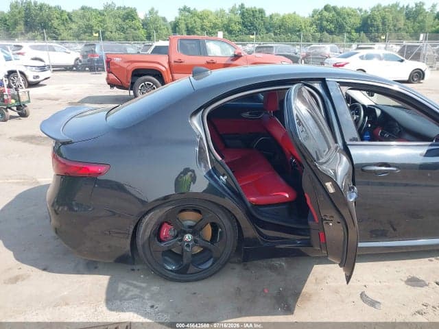 2017 ALFA ROMEO GIULIA RWD 8