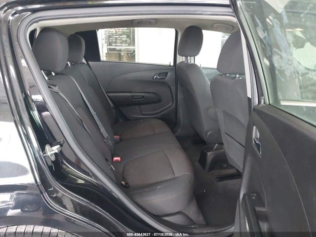 2019 CHEVROLET SONIC LT AUTO 8
