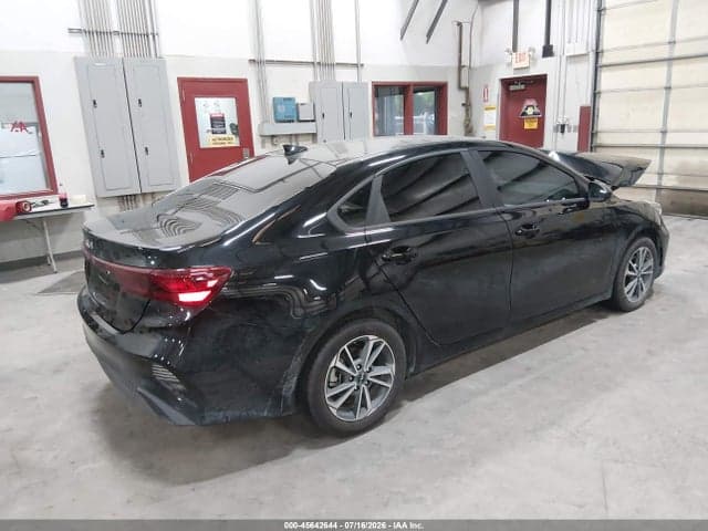 2023 KIA FORTE LXS 4