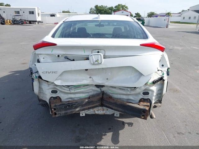 2018 HONDA CIVIC EX 17