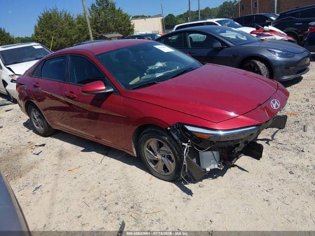 2025 HYUNDAI ELANTRA SE 1