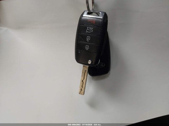 2017 KIA SORENTO 2.4L LX 11