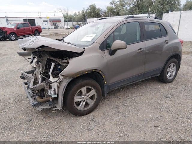 2021 CHEVROLET TRAX AWD LT 2