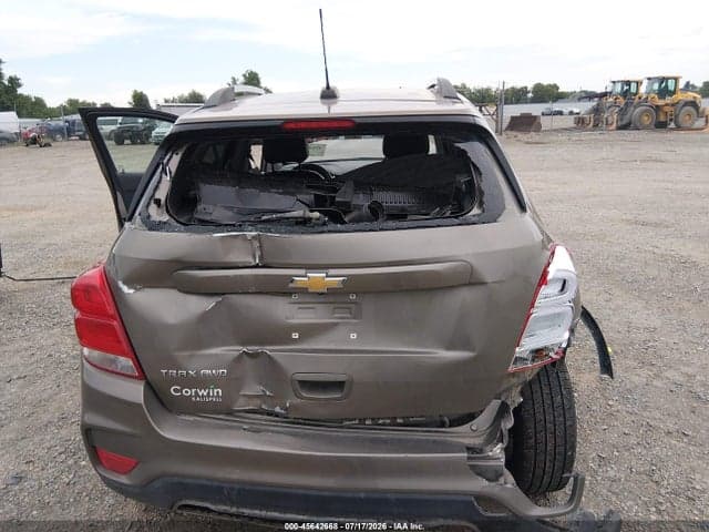 2021 CHEVROLET TRAX AWD LT 6