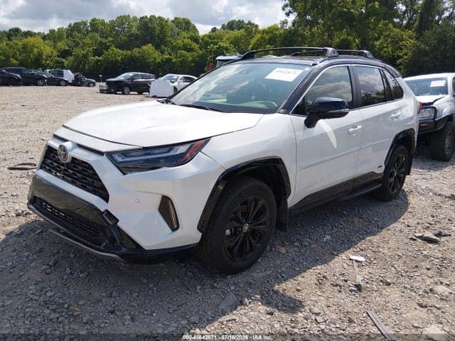 2025 TOYOTA RAV4 HYBRID XSE 2