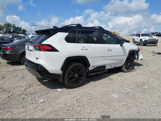 2025 TOYOTA RAV4 HYBRID XSE 4