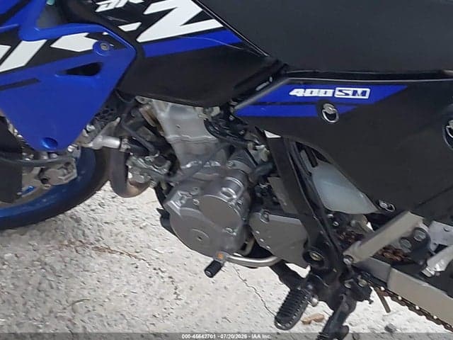 2024 SUZUKI DR-Z400 SM 9