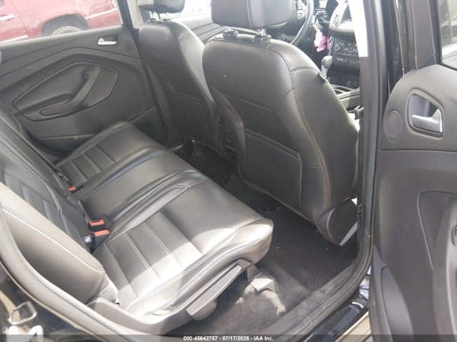 2017 FORD ESCAPE TITANIUM 8