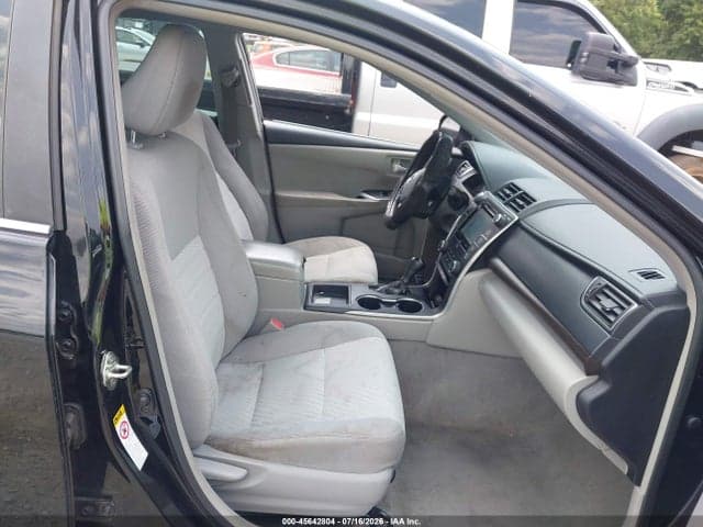 2017 TOYOTA CAMRY LE 5