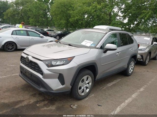 2020 TOYOTA RAV4 LE 2
