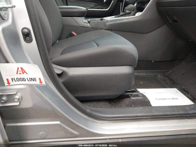 2020 TOYOTA RAV4 LE 6