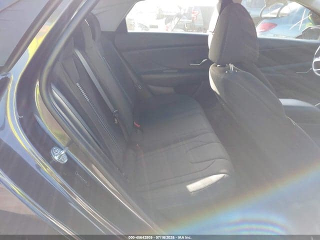 2021 HYUNDAI ELANTRA SEL 8