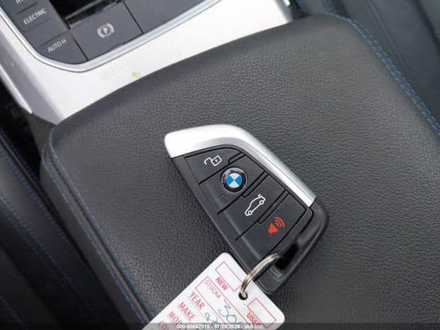 2023 BMW 330E XDRIVE 11