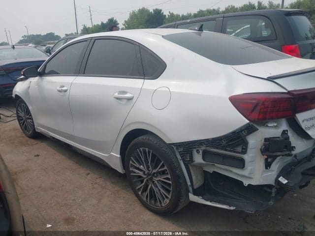 2024 KIA FORTE GT-LINE 15