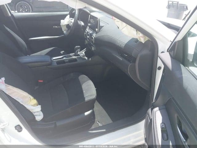 2023 NISSAN SENTRA SV XTRONIC CVT 5