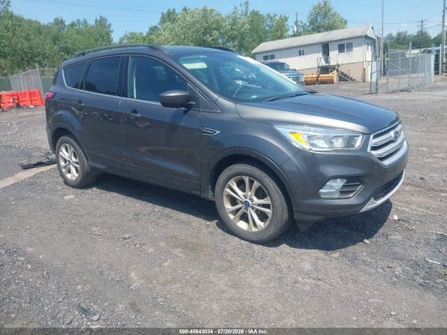 2018 FORD ESCAPE SE 1
