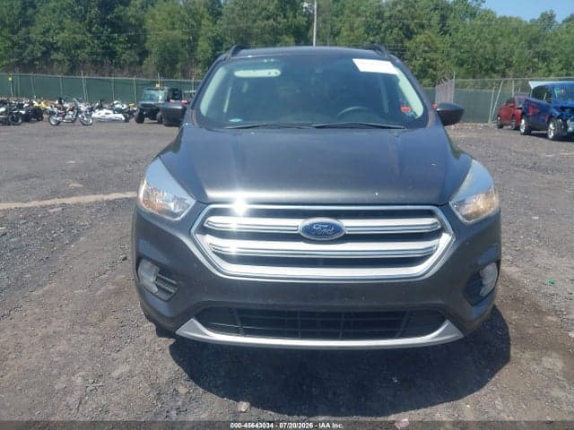 2018 FORD ESCAPE SE 12