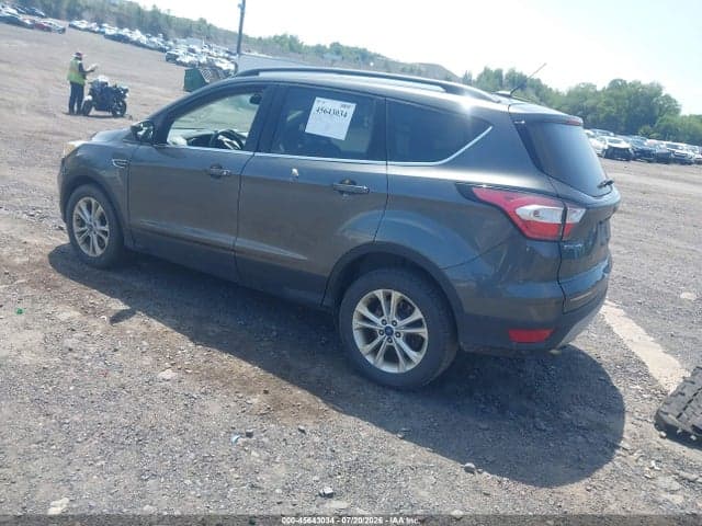 2018 FORD ESCAPE SE 3