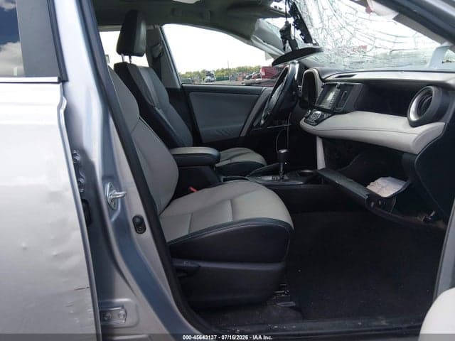 2017 TOYOTA RAV4 PLATINUM 5