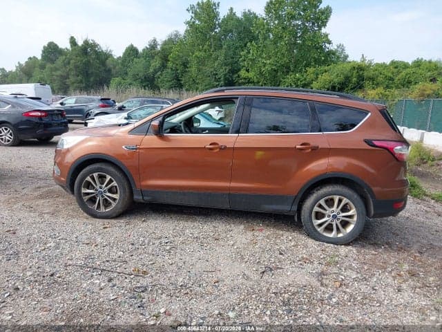 2017 FORD ESCAPE SE 14