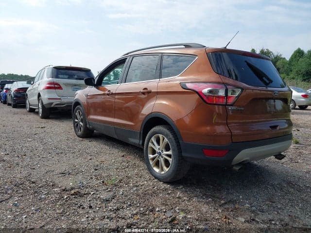 2017 FORD ESCAPE SE 3