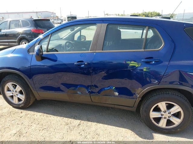 2017 CHEVROLET TRAX LS 6