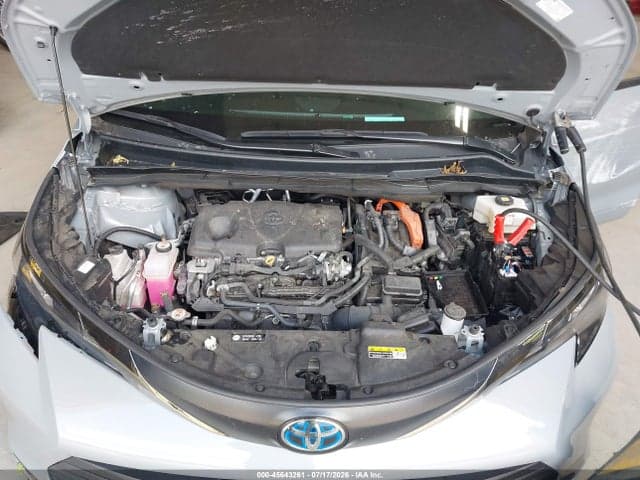 2024 TOYOTA SIENNA WOODLAND EDITION 10