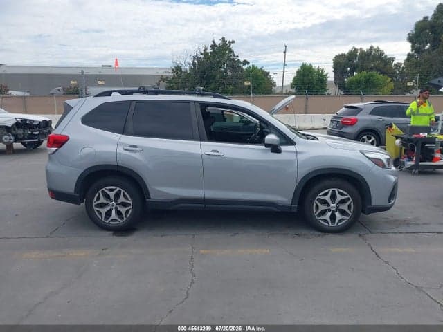 2021 SUBARU FORESTER PREMIUM 13