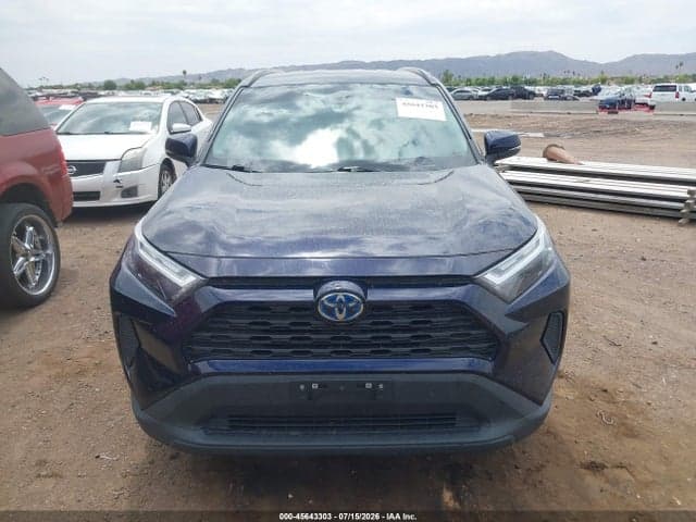 2022 TOYOTA RAV4 HYBRID XLE 12
