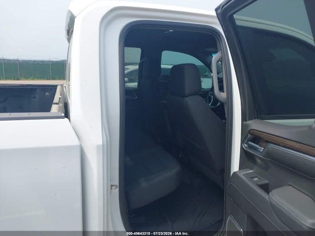 2023 CHEVROLET SILVERADO 1500 4WD STANDARD BED LT 8