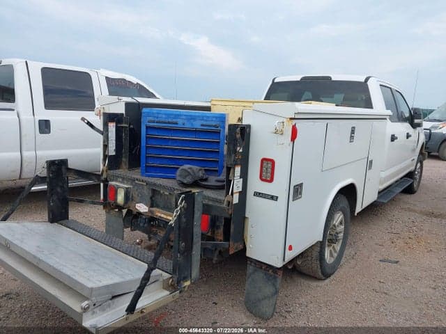 2019 FORD F-350 XLT 4
