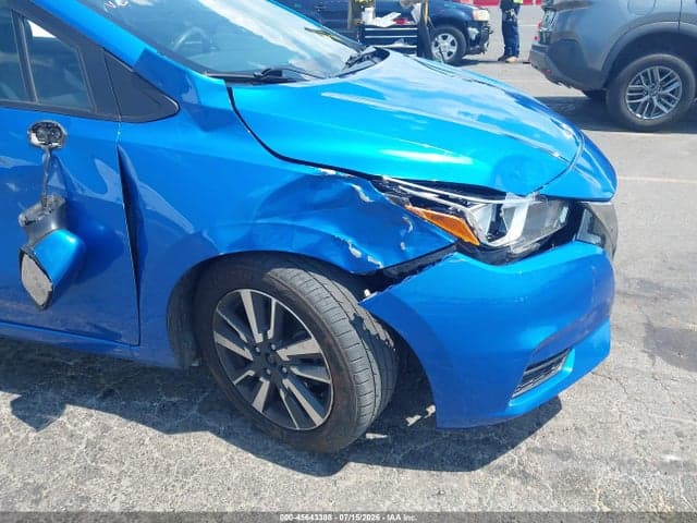 2021 NISSAN VERSA SV XTRONIC CVT 6