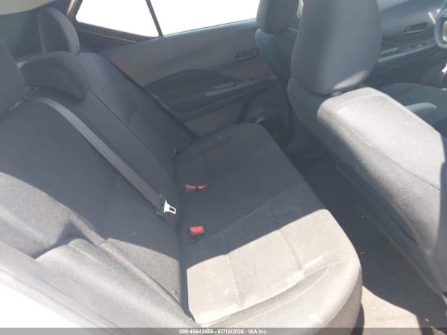 2025 NISSAN KICKS PLAY S 8