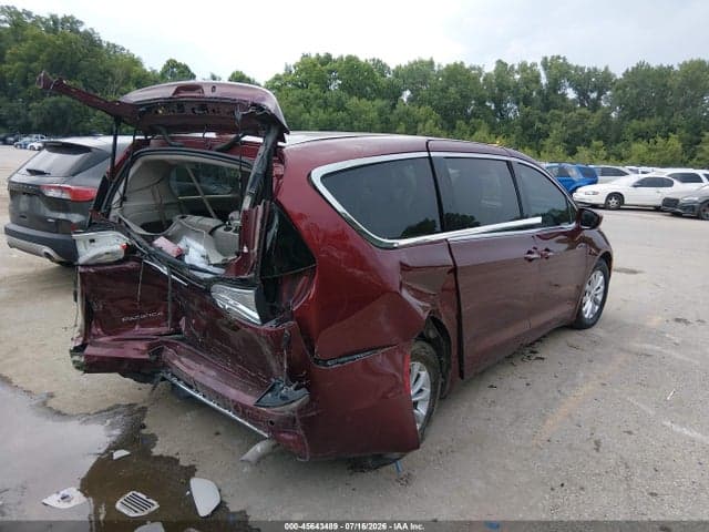 2019 CHRYSLER PACIFICA TOURING PLUS 4