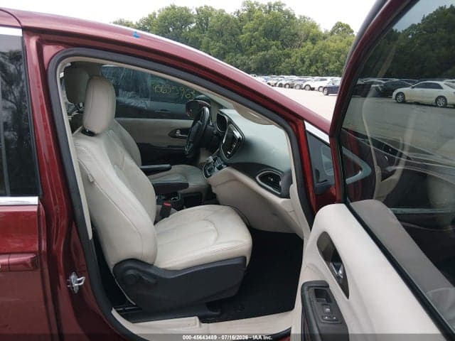 2019 CHRYSLER PACIFICA TOURING PLUS 5
