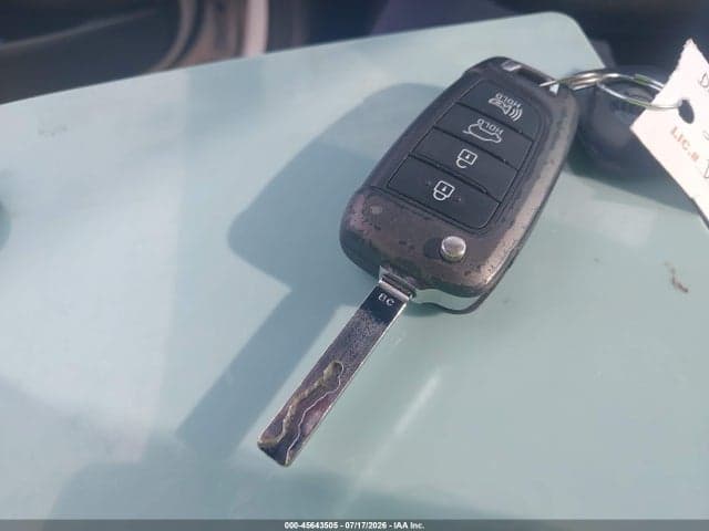 2020 HYUNDAI VELOSTER 2.0 11
