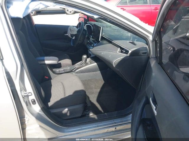 2025 TOYOTA COROLLA SE 5