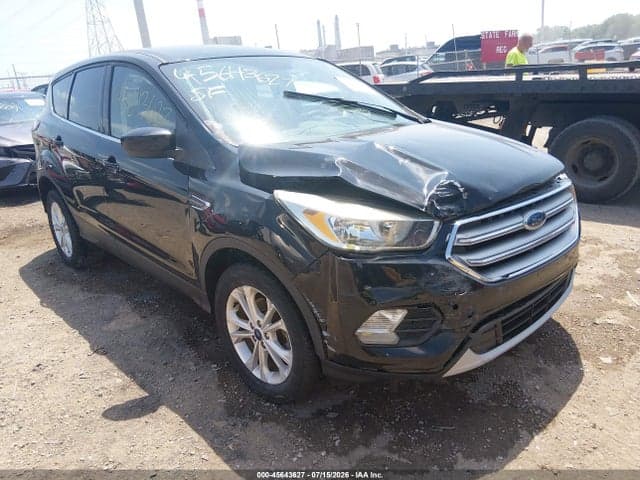 2017 FORD ESCAPE SE 1