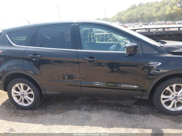 2017 FORD ESCAPE SE 13