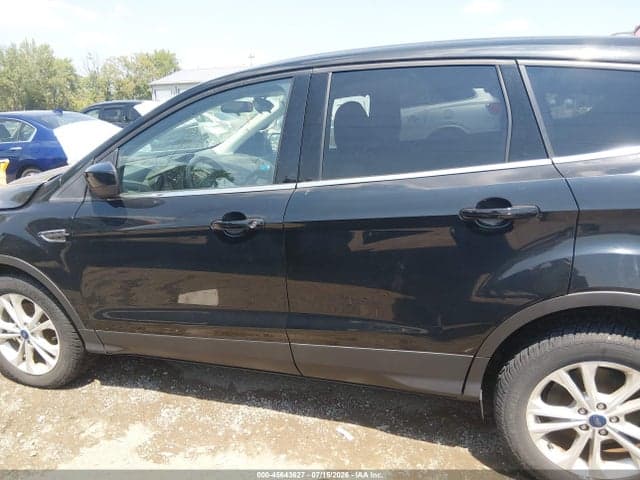 2017 FORD ESCAPE SE 14