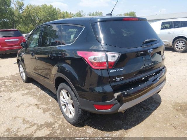 2017 FORD ESCAPE SE 3