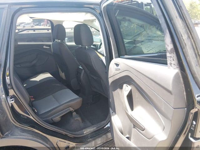 2017 FORD ESCAPE SE 8