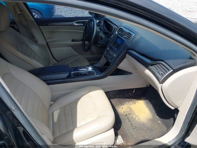 2017 FORD FUSION SE 5
