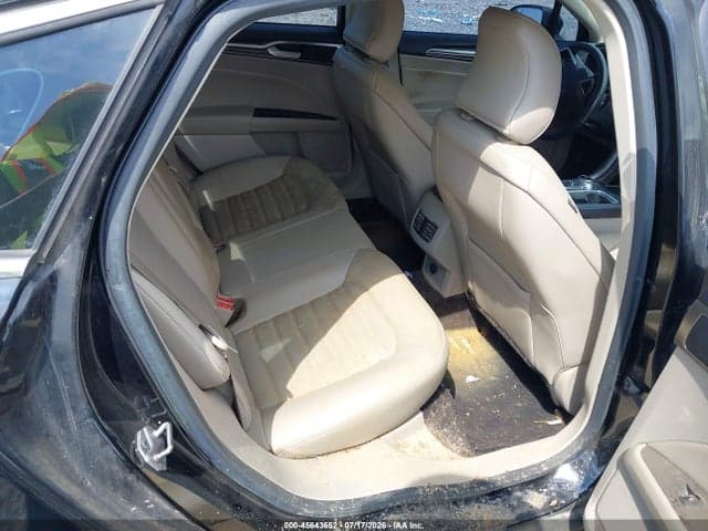 2017 FORD FUSION SE 8