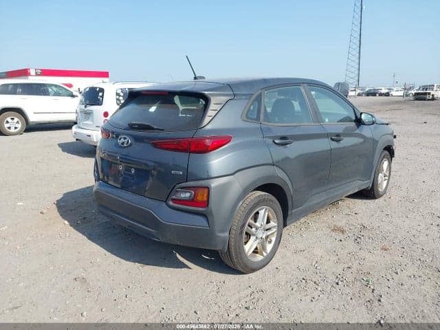 2021 HYUNDAI KONA SE 4