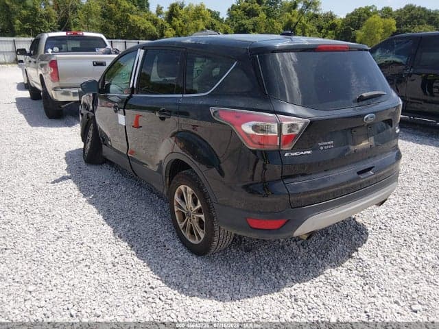 2017 FORD ESCAPE SE 3