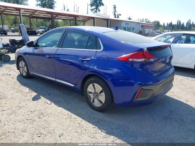 2020 HYUNDAI IONIQ HYBRID SE 3