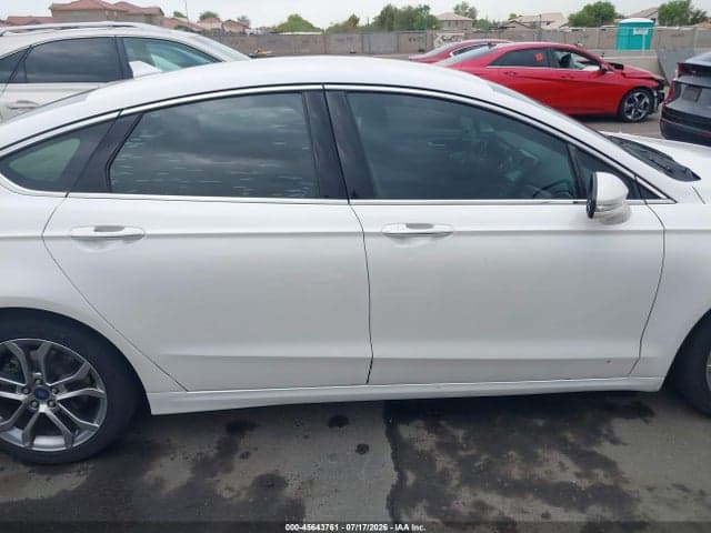 2019 FORD FUSION SEL 13