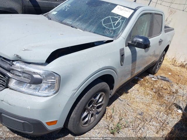 2024 FORD MAVERICK XLT 2