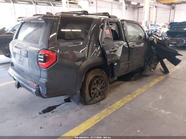 2025 TOYOTA 4RUNNER SR5 4